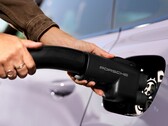 En Porsche-adapter för Teslas Superchargers (Bildkälla: Porsche)