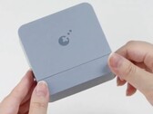 Gulikits nya docka har ett hölje av aluminium.