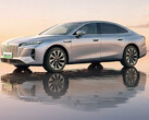 Hongqi H7 sedan med rekordräckvidd