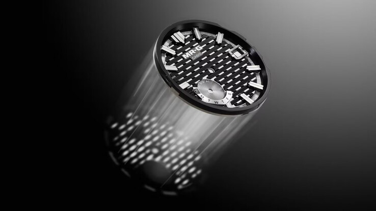 Urtavlan har små luckor som gör att ljuset kan passera genom solcellerna för laddning. (Bildkälla: Casio)