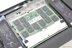 Löstagbar 128 GB CAMM2 RAM-modul för Dell Pro Max 16 Plus (Bildkälla: Notebookcheck)