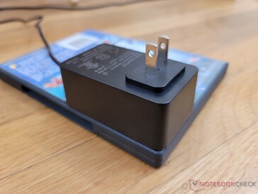 Barrel AC-adapter
