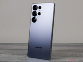 Galaxy S25 Ultra klarar inte av att hålla jämna steg med de bästa flaggskeppen med kamera enligt DxOMark. (Bildkälla: Notebookcheck)