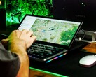 Aura Displays packar in en 13-tums pekskärm i ett mekaniskt tangentbord (Bildkälla: Aura Displays)