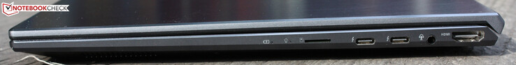 Just det: Kortläsare: microSD, 2 Thunderbolt USB 3.2 Gen 2x2, 3,5 mm ljuduttag, HDMI 2.0b