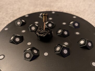 Trasigt munstycke på skivspelare med markörer