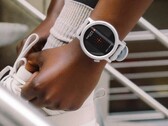 CMF Watch 3 Pro i ljusgrått.