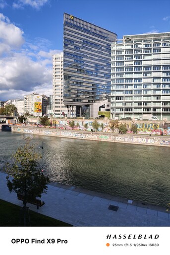 Oppo 23mm huvudkamera.