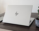 EliteBook 8 G1a 16 presterar ungefär lika bra som den äldre EliteBook 865 G10-modellen när det gäller rå processorprestanda (Bildkälla: Notebookcheck)