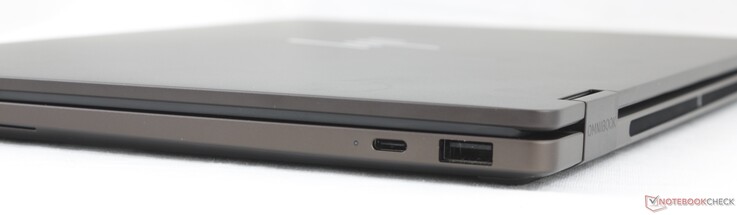 Höger: USB-C 3.2 Gen. 2 (40 Gbps) med DisplayPort 2.1 + Power Delivery 3.1, USB-A (10 Gbps)