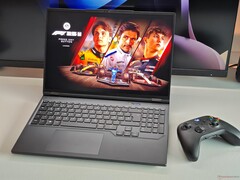 XMG Apex 16 Max (bildkälla: Notebookcheck)