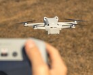 Än en gång har viktiga specifikationer för DJI Mini 5 Pro minidrönare med 1-tums sensor bekräftats av ett foto av förpackningen. (Bildkälla: Bastian Riccardi, redigerad)