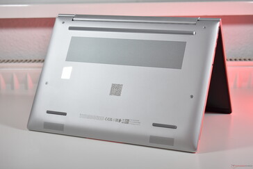 HP EliteBook 8 G1a 14: bottenkåpa