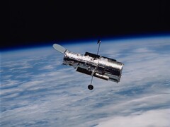 En bild av Hubble i omloppsbana runt jorden (Bildkälla: NASA; beskuren)