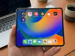 Inofficiell rendering av iPhone Ultra/Fold.