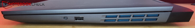 Höger: slutare för webbkamera, USB-A 3.2 Gen 1 (5 Gbit/s)