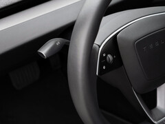 Tesla Model 3 eftermontering av blinkersspärr. (Bildkälla: Tesla)