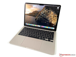 Recension av Apple MacBook Air M2. Testapparat tillhandahållen av Apple Tyskland.