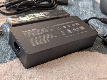 Ett byte till GaN skulle sannolikt ha gjort Power Brick mycket mindre och mer portabel