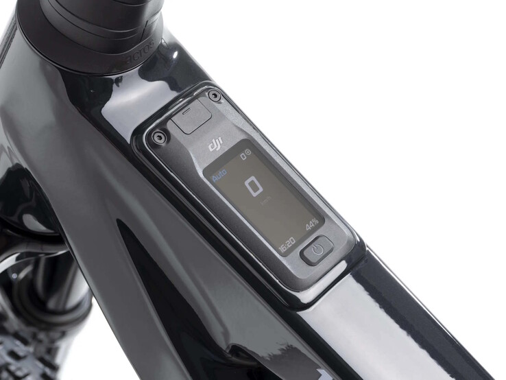 Typiskt för en e-MTB: Displayen är inte särskilt framträdande placerad.