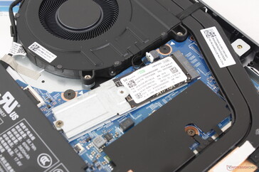 Primär M.2 2280-plats med stöd för upp till 80 mm SSD-enheter