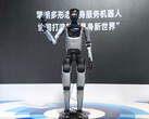 Keenon XMAN-F1 presenterad som potentiellt mångsidig humanoid robot
