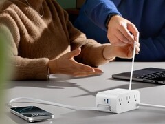 Anker Nano laddningsstation (7-i-1, 100W) finns nu tillgänglig i vitt (bilden). (Bildkälla: Anker)