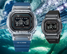 Casios blå GBX-H5600-2 (till vänster) och svarta GBX-H5600-1 (till höger).