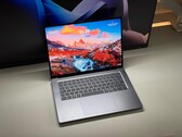 Test av Microsoft Surface Laptop Ultra RTX Spark - Mini-LED-panelen på 2000 nits är ett problem