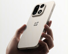 OnePlus 15 kan lanseras i Kina den 27 oktober 2025. På bilden: baksidan av telefonen. (Bildkälla: OnePlus)