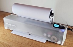 Openprinter är utformad för att vara kompakt, lätt att reparera och enkel att fylla på.