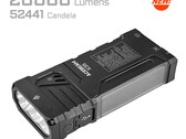 Acebeams X35 med sidoljus och tre kraftfulla LED-lampor framtill.