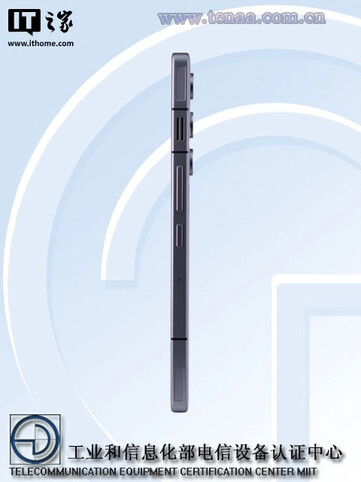 RedMagic 11 Air har slitsar på höger sida som verkar vara ventilationsöppningar för kylfläkten. (Bildkälla: ITHome)