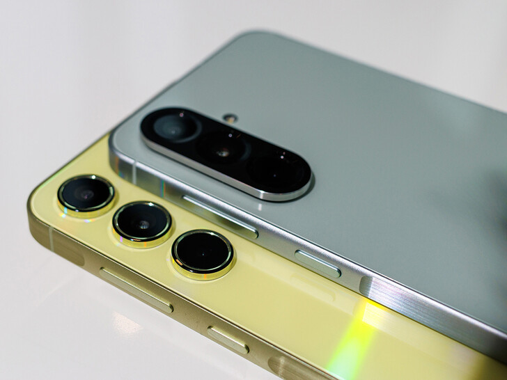 Galaxy A55 vs Galaxy A56 (Bildkälla: Notebookcheck)