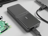 Det uppgraderade HyperDrive Next USB4 M.2 PCIe-kabinettet med 80 Gbps bandbredd. (Bildkälla: Hyper via CES)