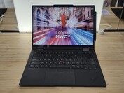 Lenovo ThinkPad T14s 2-i-1 Gen 1 (bildkälla: Benjamin Herzig/Notebookcheck.com)