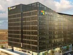 Flygbild över en av Microsofts kontorsbyggnader.
