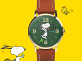 Peanuts x Timex Marlin Hand-Wound har en grön urtavla och lekfulla visare med tennistema