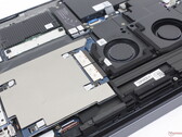 Pro Max 16 Plus är en av de få moderna bärbara datorer som levereras med ett löstagbart grafikkort som kallas DGFF eller Dell Graphics Form Factor (Bildkälla: Notebookcheck)