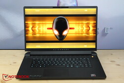 Alienware m17 R5 i recensionen, tillhandahållen av Dell.