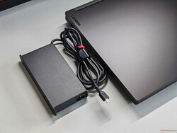 180-watts GaN nätaggregat