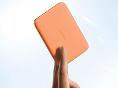 Anker's Nano Power Bank (5K, MagGo, Slim) i Cosmic Orange