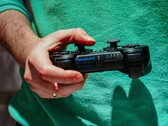 Sony PlayStation 3 levererades med DualShock 3-kontrollen i förpackningen, en kontroll som även fungerar med RPCS3.