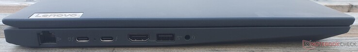 Anslutningar till vänster: USB-A 3.2 Gen 1 (5 GBit/s), jack
