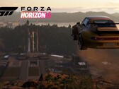 Forza-Porsche springer över Hügelkuppel in i fria Tal