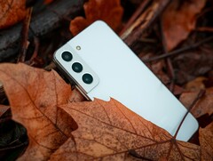 Samsung Galaxy S22 (Bildkälla: Joshua Katt, Unsplash)