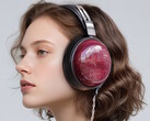 Hörlurarna FiiO FT13 har öronkåpor av purpleheart-trä och högtalarelement av björkträ. (Bildkälla: FiiO)