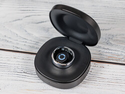 RingConn Gen 3 i sitt laddningsfodral
