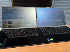 IPS (till vänster) jämfört med OLED (till höger)