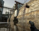 Bild från Half-Life 2: Update som visar ett vapen och kloaker. (Bildkälla: Steam)